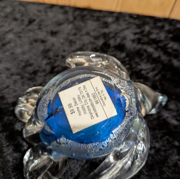 Blue and Clear Glass Turtle Figurine 4x4 - Picture 4 of 5